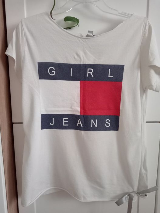 Koszulka biała damska z nadrukiem