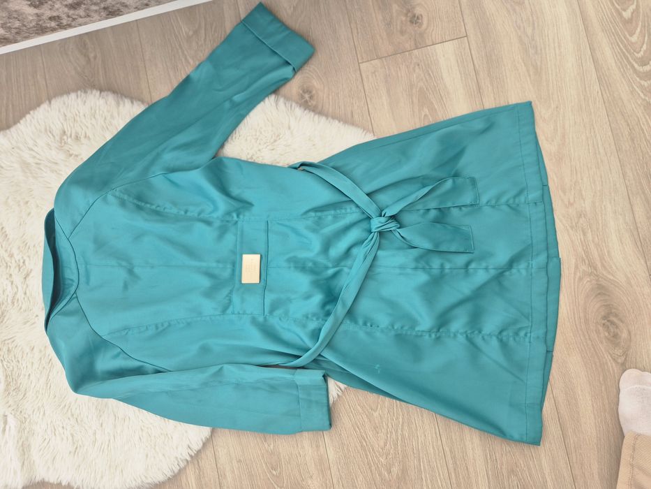 Верхній одяг жіночий