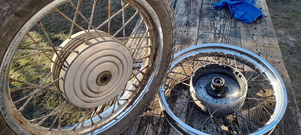 Продам колеса до мотоцикла іж