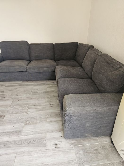 Sofá de canto Kivik IKEA