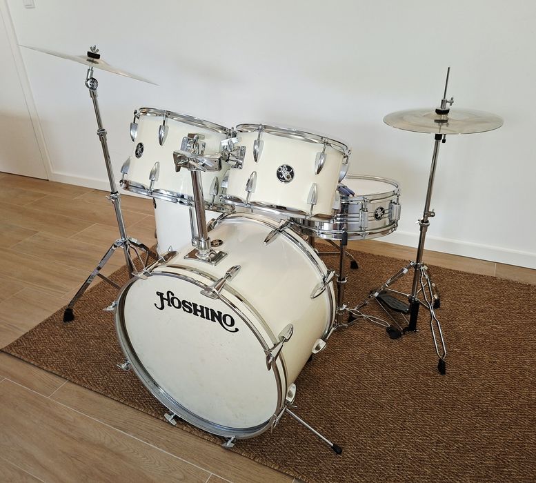 Bateria Hoshino Professional Completa Como nova