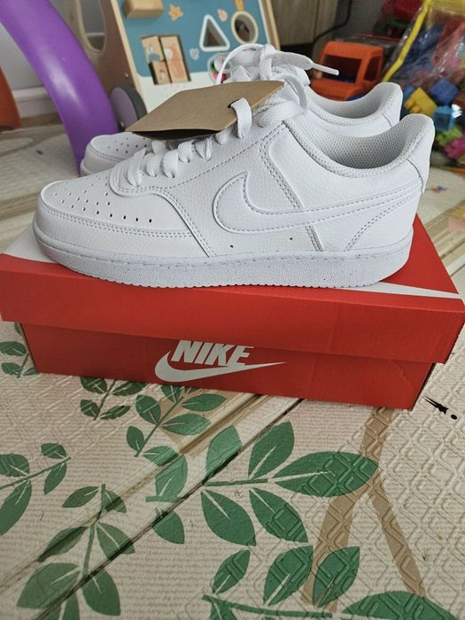 Nike court vision butt dziecięce w rozmiarze 36.5