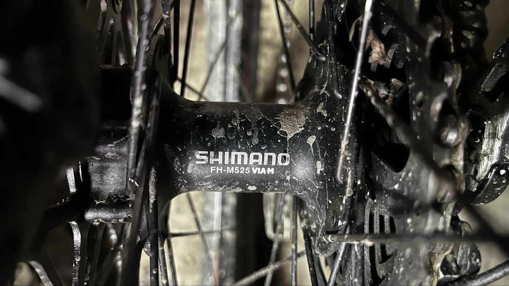 продам велосипед CUBE в гарному стані без тріщин продам терміново