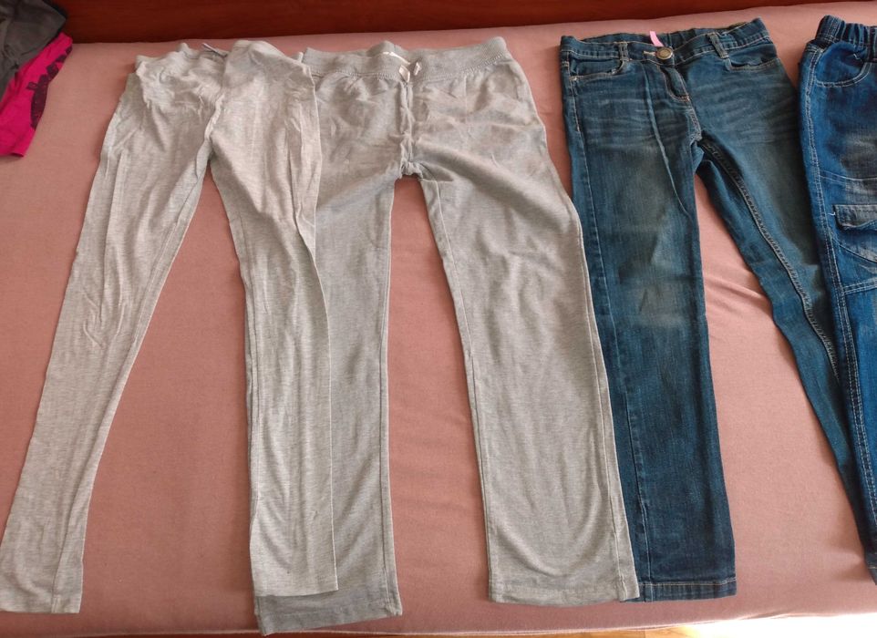 Ubranka dla dziewczynki  rozmiar 146