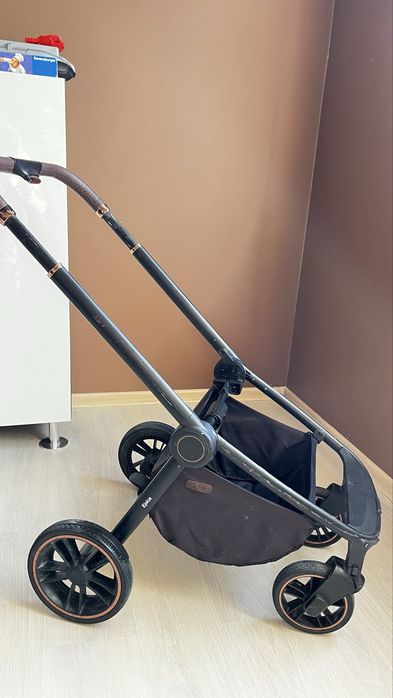 Візочок Carrello Epica 2в1