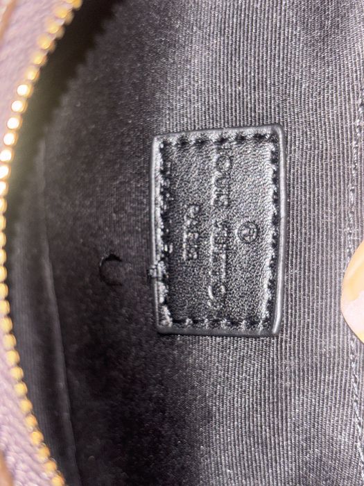 Mala de senhora Louis Vuitton