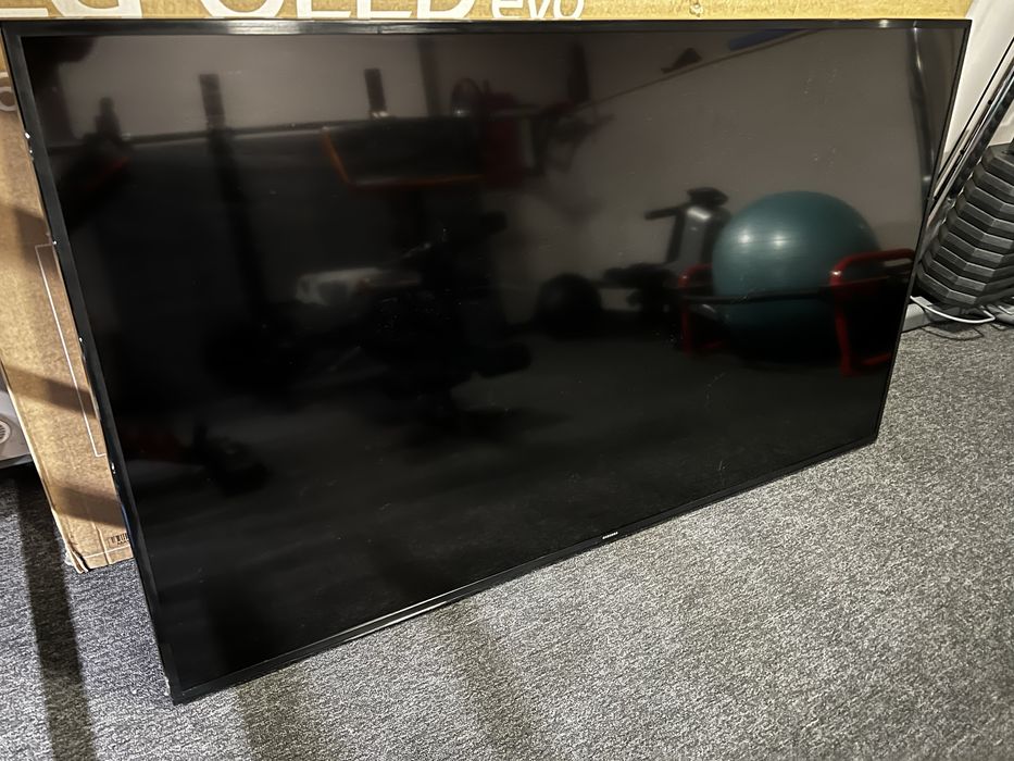 TV SAMSUNG 65” uszkodzony