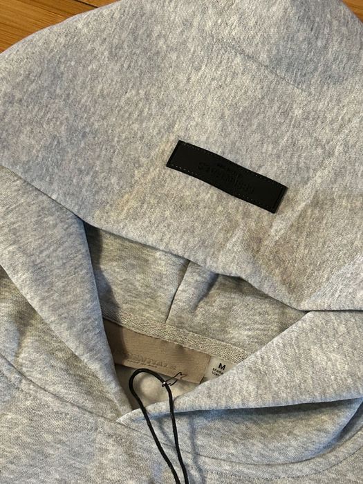 Szara Bluza Essentials