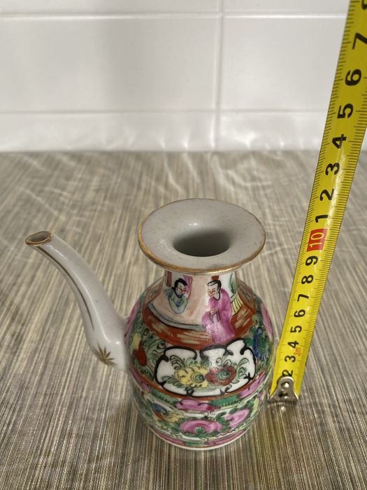 Jarro de porcelana chines antigo