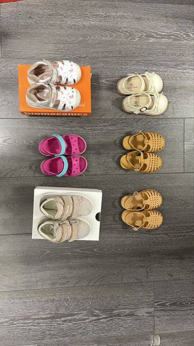 Дитяче взуття 22-24 р