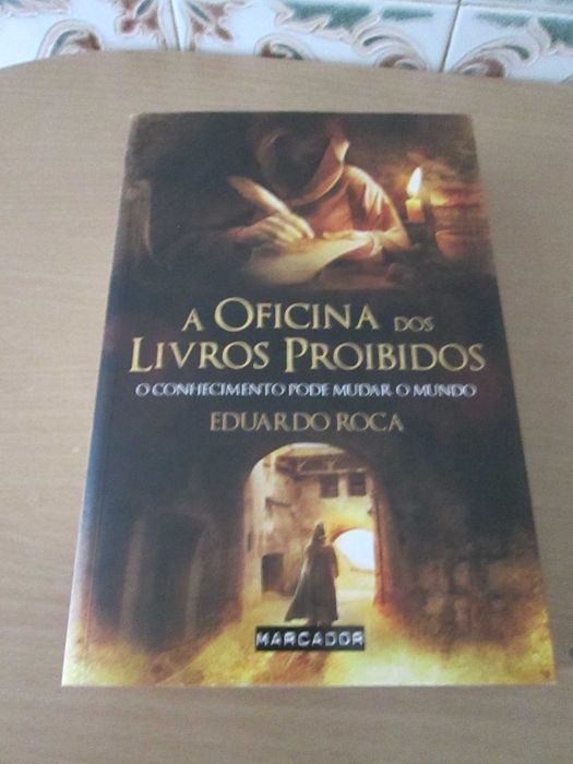 A Oficina dos Livros Proibidos de Eduardo Roca (Oferta de portes)