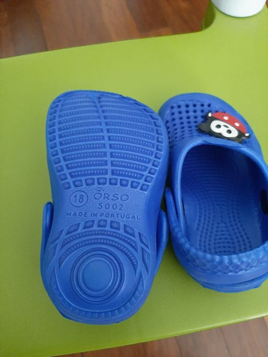 Sandálias/Crocs bebé T18