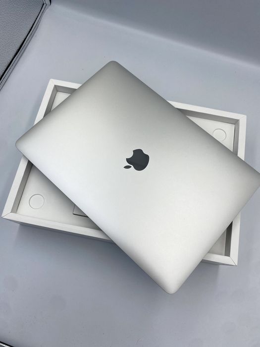 Ноутбук Apple MacBook Pro 13" i5/16/512GB Silver (MWP72) 2020