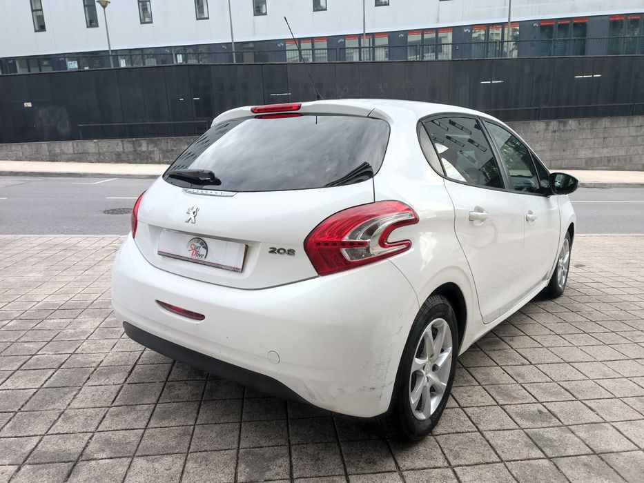 PEUGEOT 208 1.4 hdi de 2012 nacional 170 mil quilometros