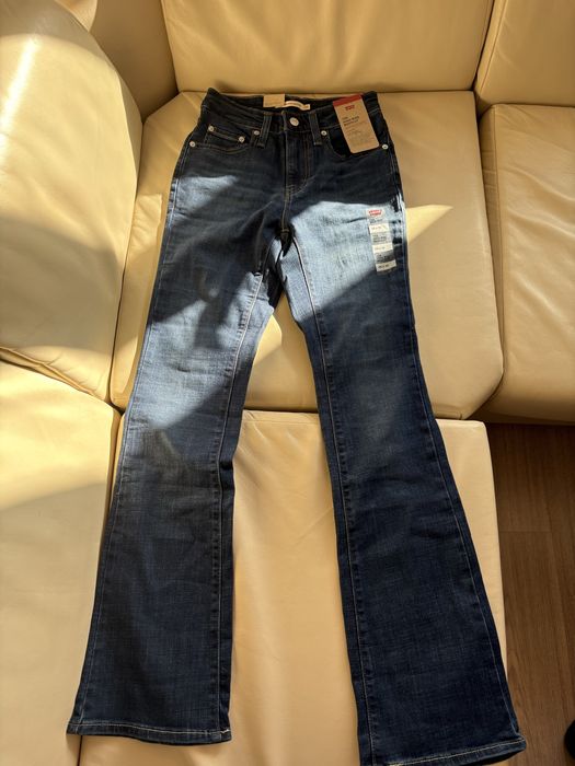 Джинсы Levis 725, женские, клеш