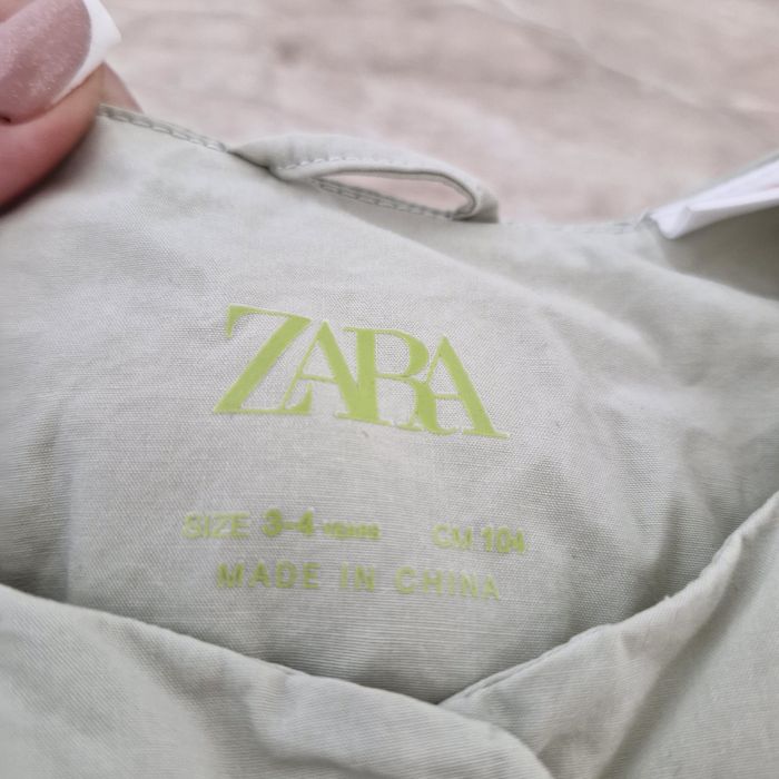 Дитяча демісезонна куртка zara 3-4р.