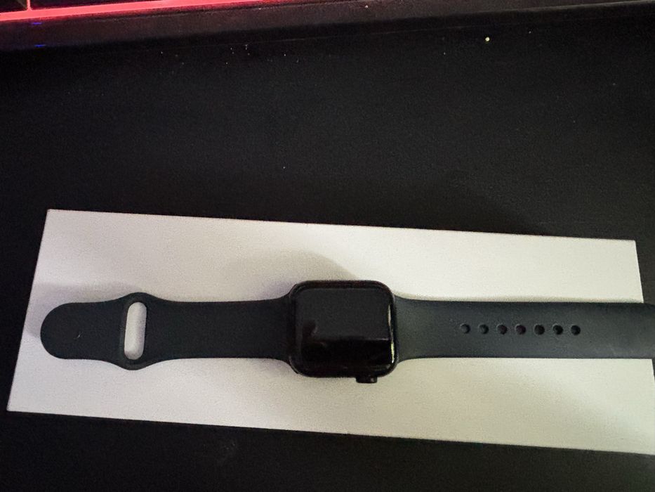 Apple Watch SE (2 generacja GPS koperta 40mm)