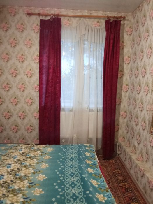 Сдаю комнату в 2х этажном доме!