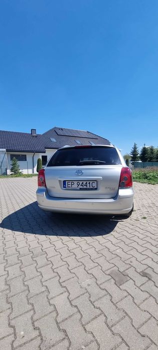 Toyota avensis  t25