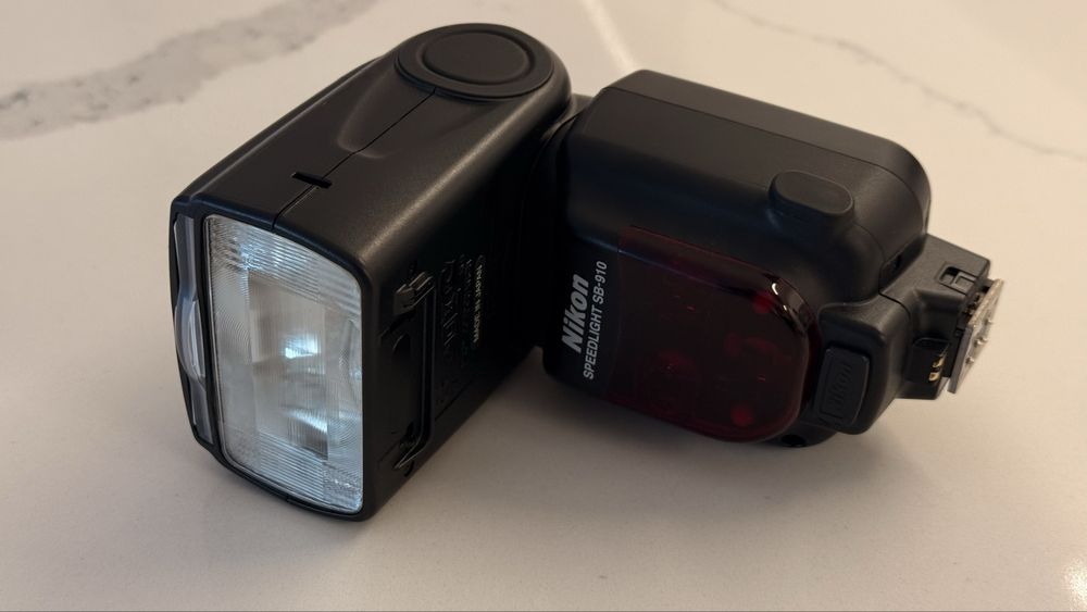 Nikon speedlight sb-910