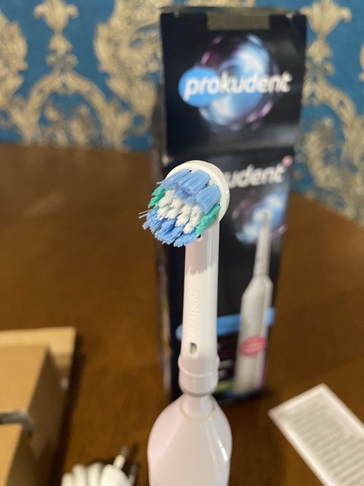 Зубна Щитка електрична prokudent