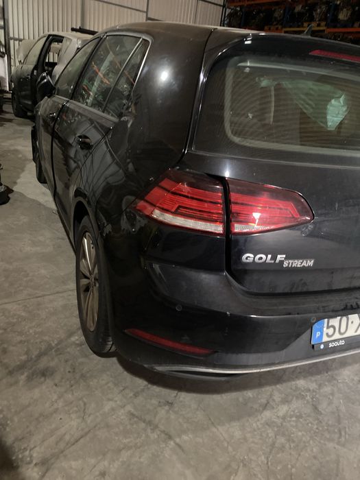 Volkswgen Golf 7.5 1.5 tsi