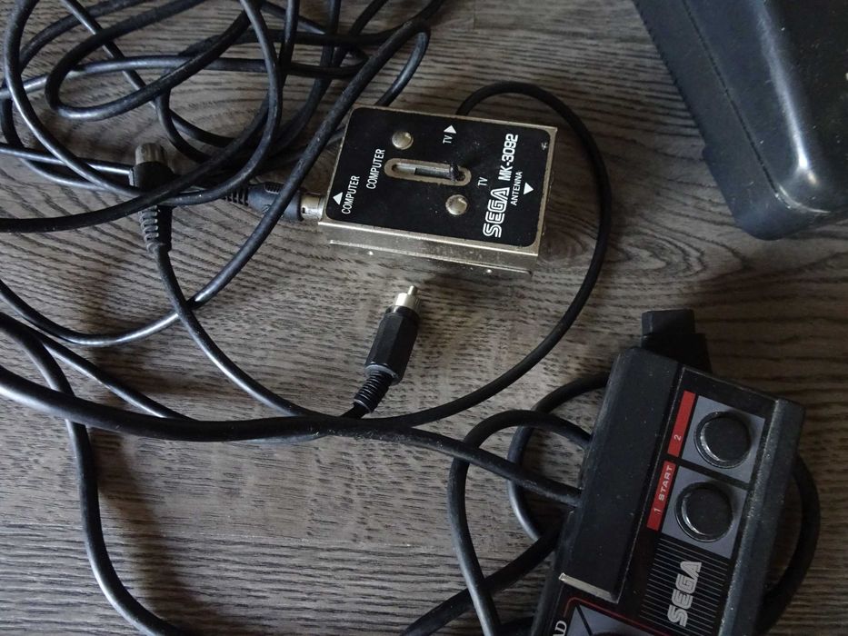 Consola Master System II na caixa