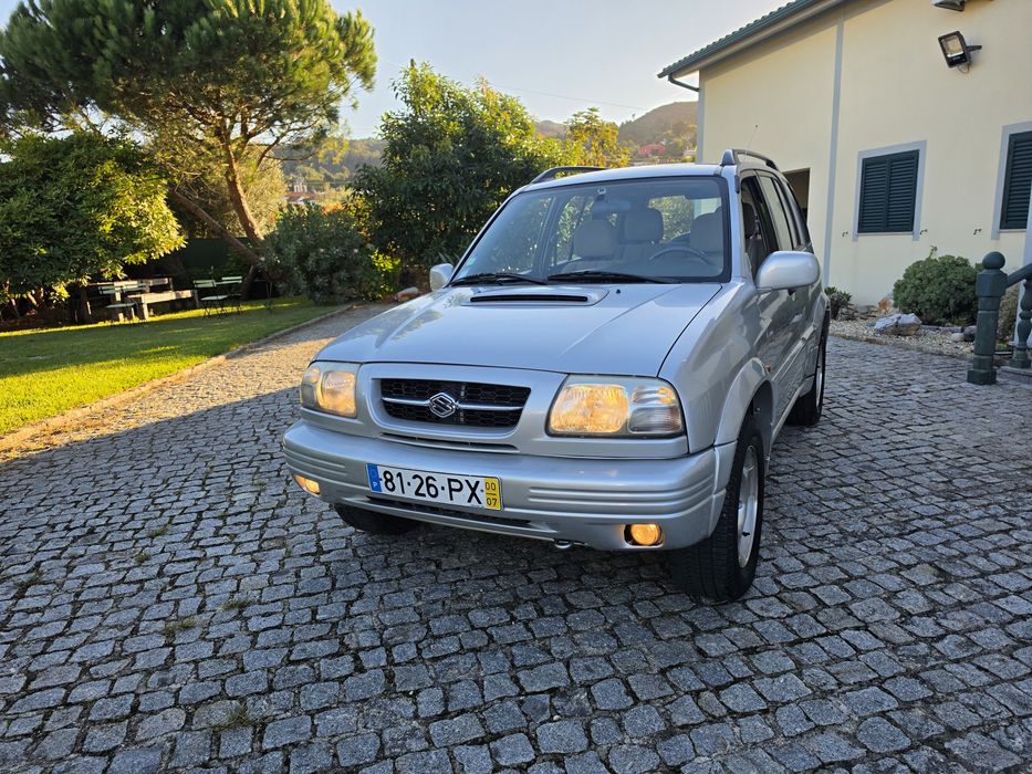 ÚNICO DONO DESDE NOVO, Suzuki grand vitara 2.0 D A/C  ano 2000 como novo  possivel retoma para facilitar o negócio