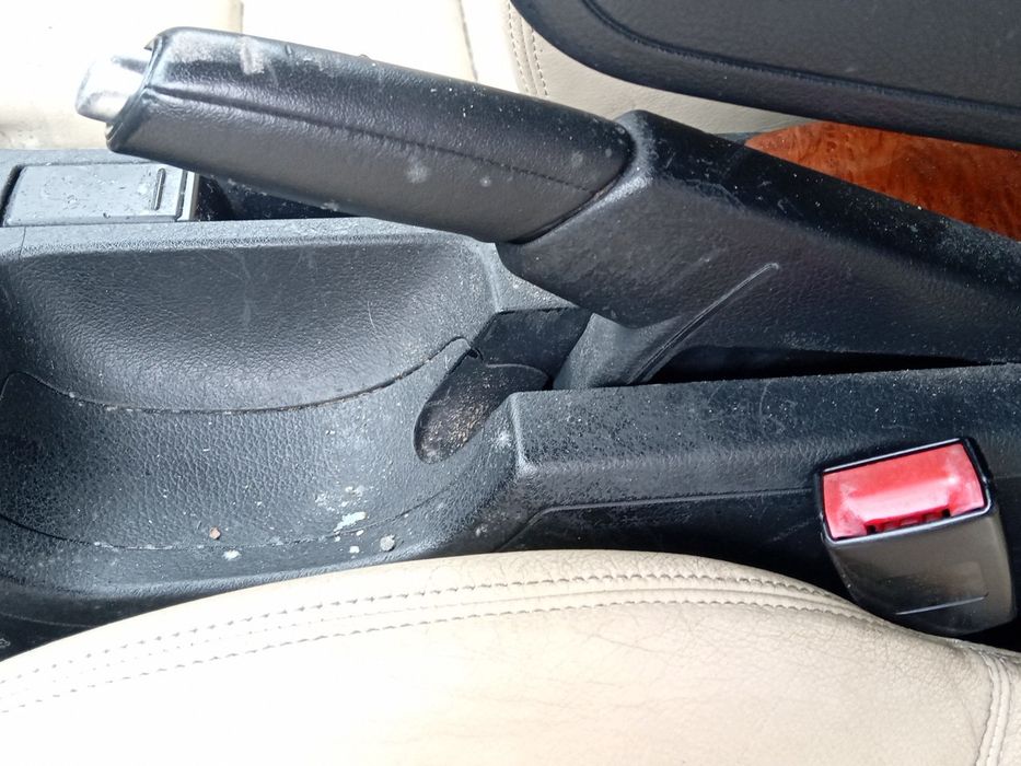 Travão de mão / parque AUDI A4 (8E2, B6)