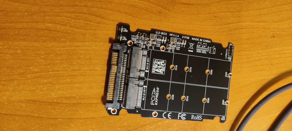 Адаптер перехідник U.2 SFF-8639 M.2 SSD NVMe