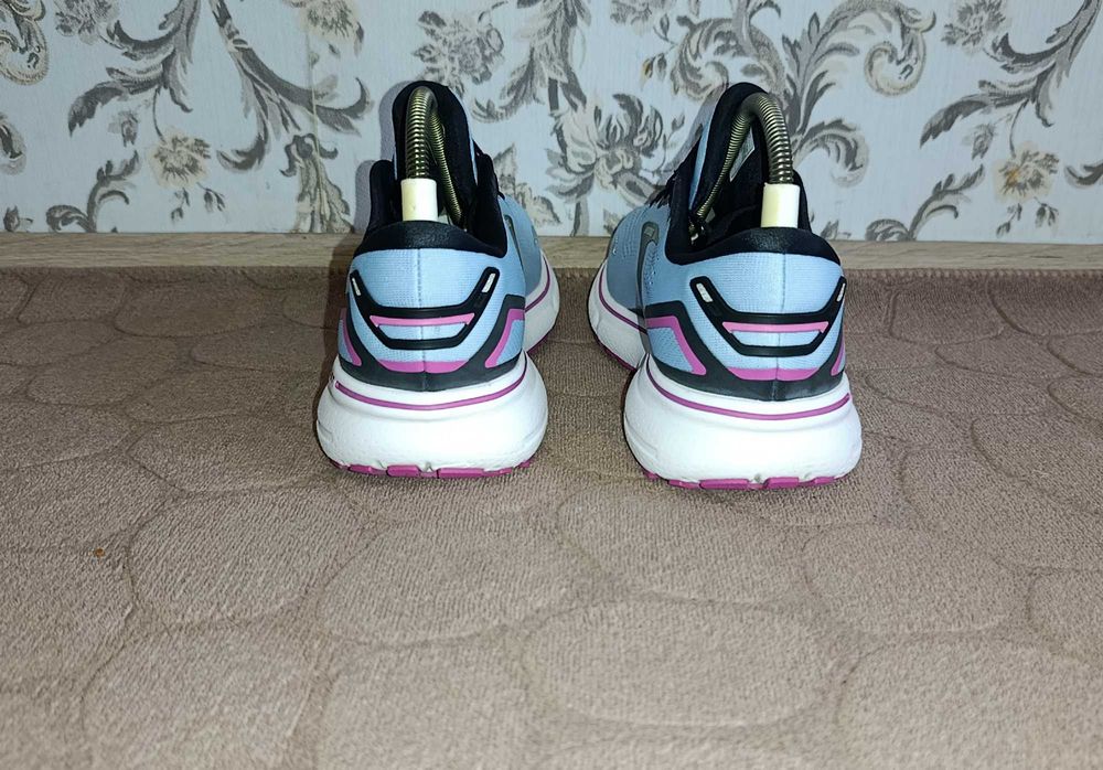 Кросівки чоловічі спортивні Brooks Shost 15