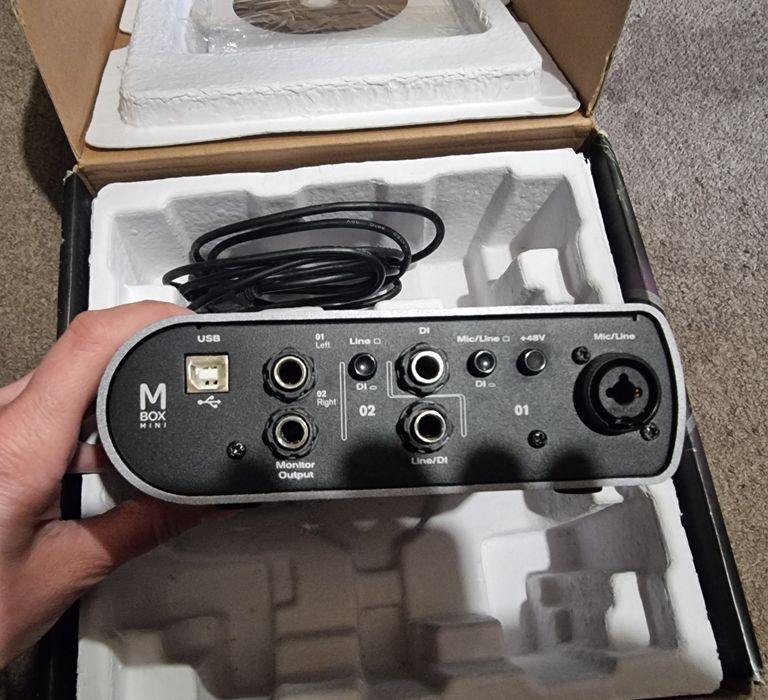 avid mbox - Купити студійне обладнання - Ціна на OLX.ua