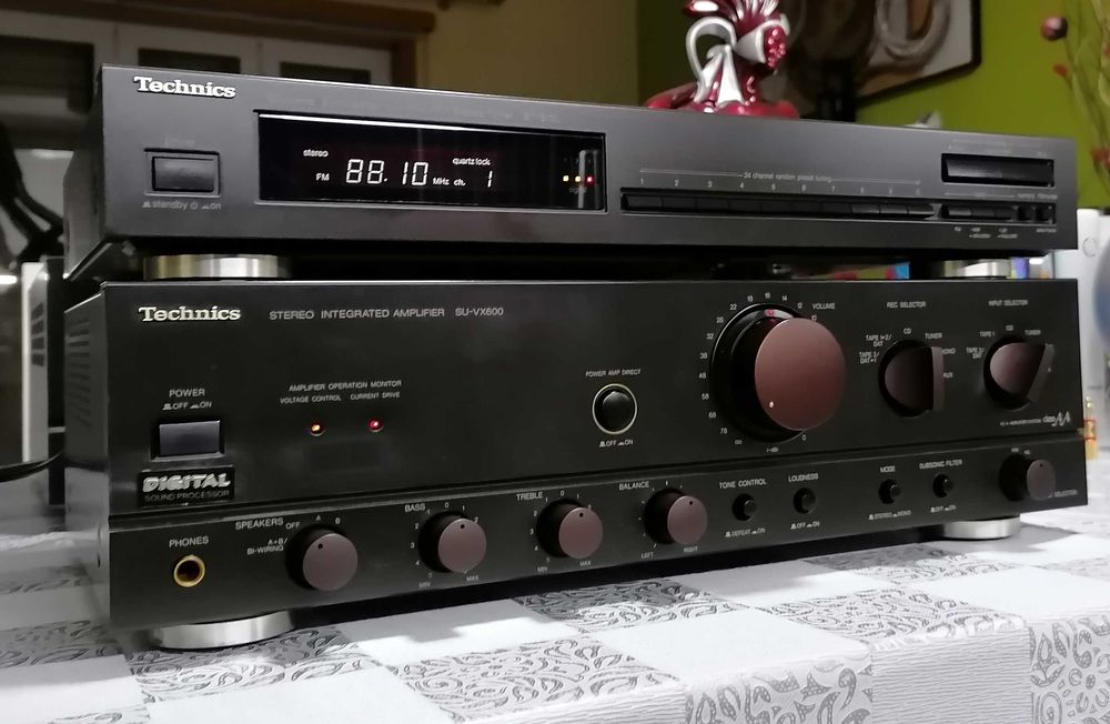 Amplificador Technics SU-VX600 + Sintonizador Technics ST-610L