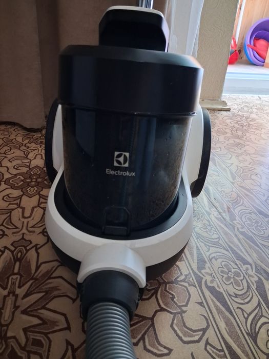 Пилосос фірми Electrolux