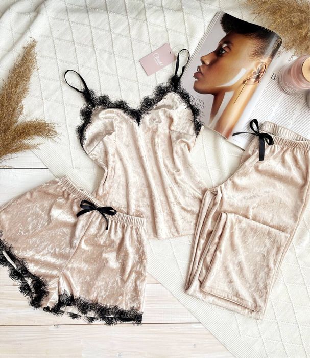 Велюровый набор.