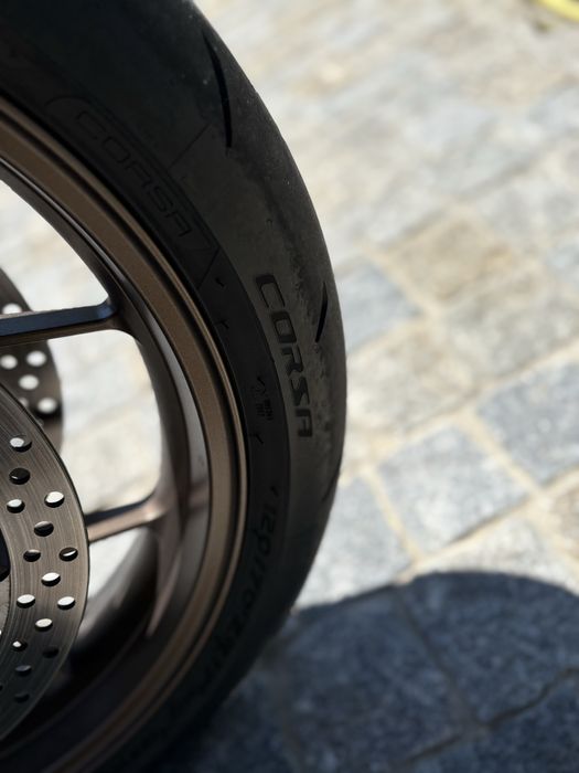 Honda CB 650 R  neu cafe r