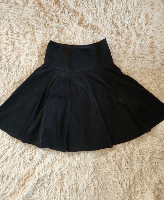 Пишна спідниця під замш