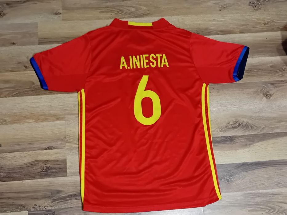 Koszulka reprezentacji Hiszpanii A.Iniesta sezon 16/17