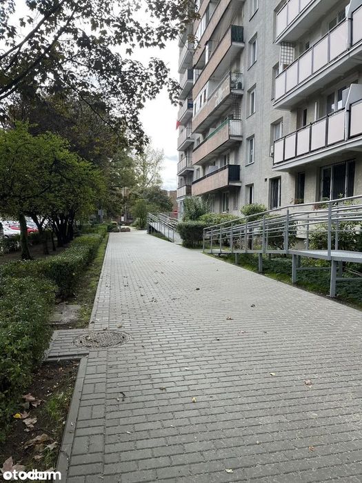 Sprzedam BEZPOŚREDNIO Mieszkanie 3-pokojowe z balkonem w Targówku