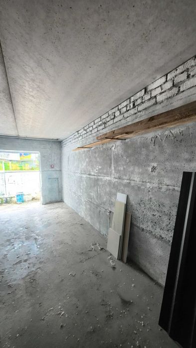 Продаж гаража з капітальним ремонтом 27 м² у ЖК «Містечко Північне»