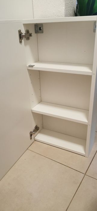 Móvel porta laçada branco