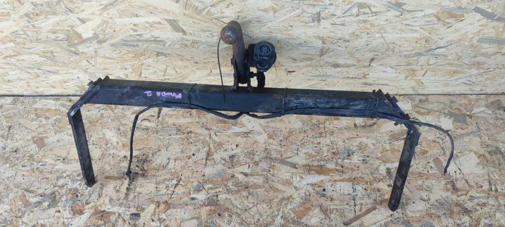 Mazda 2 II Hak Holowniczy Belka Kula