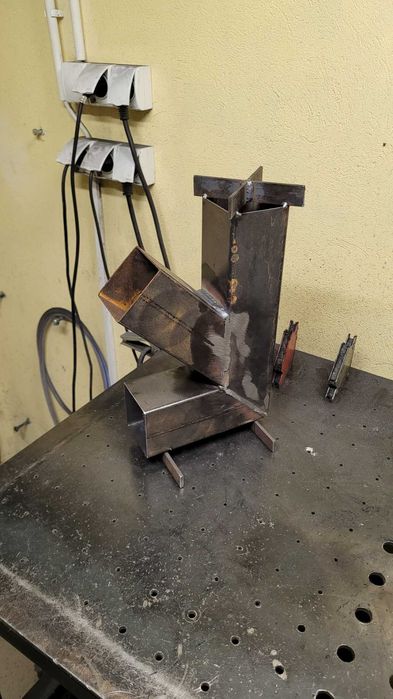 Mały piecyk rakietowy