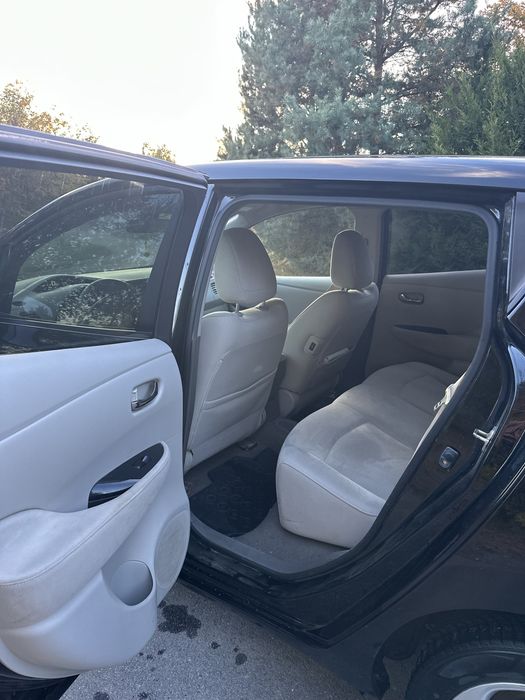 Nissan Leaf 2012