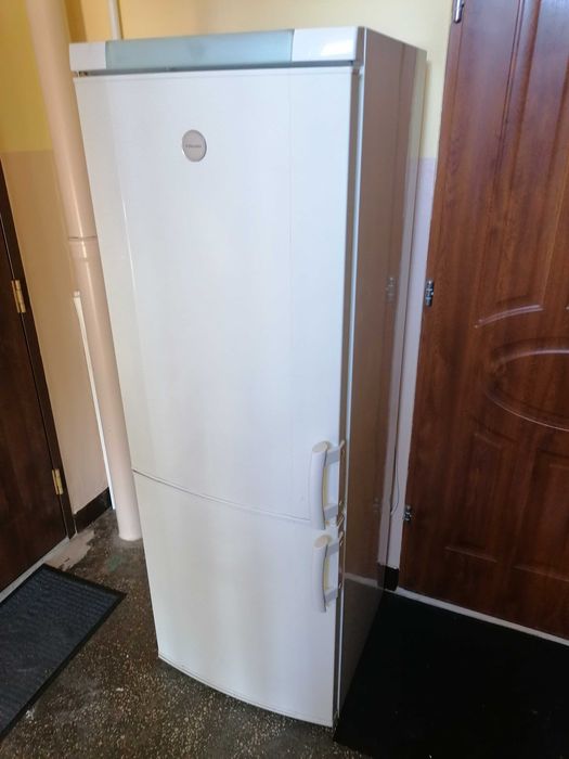 Lodówka Elektrolux ERB 3441 , na części lub w całości , sprawna