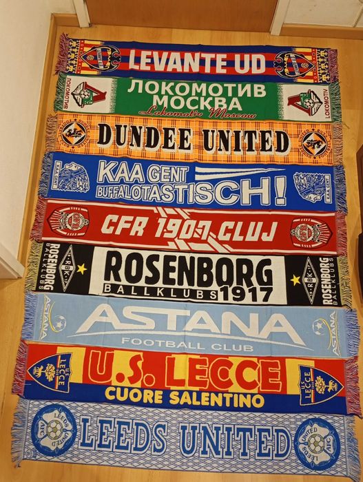 Cachecol - varios clubes de futebol internacionais novos, pede o teu!