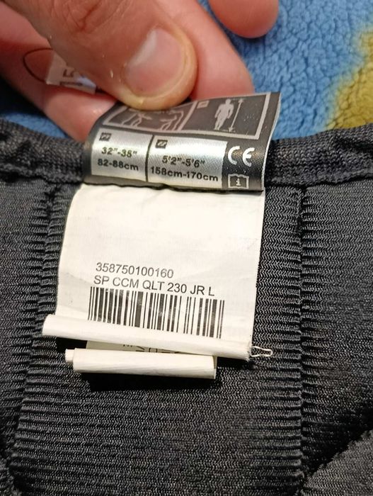 Хоккейный нагрудник