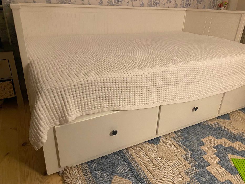 Leżanka hemnes, łóżko rozkładane białe