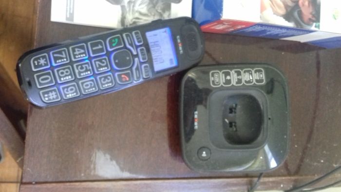 Радіотелефон TEXET TX-D8400A