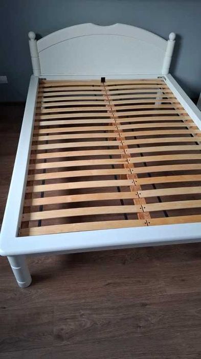 Łóżko małżeńskie 140cm.
